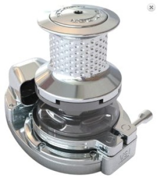 Lewmar V9
