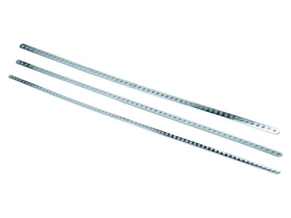 RF39 LOCHBLECH 915X140MM
